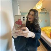 Je m’appelle Eva, je suis en terminale, j’ai eu 18 et 20 au bac de français, je propose donc des cours de soutient de français